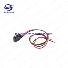 China D2HW - C202MR SPST - NC PA6 Schwarzer und Roter/Schwarzkabel-Gewohnheit Kabelstrang fournisseur
